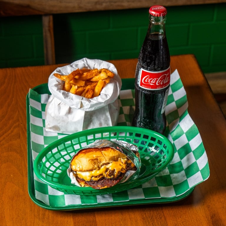 Dinner Delights: Burgers, Sandwiches, and More