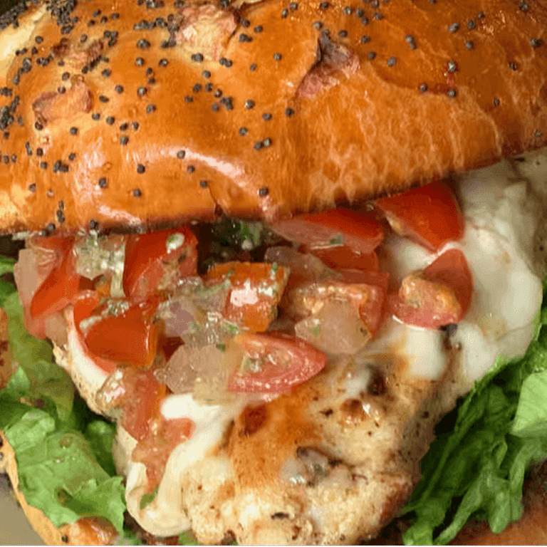 Fresh Salads: Crisp, Flavorful, and Satisfying Options