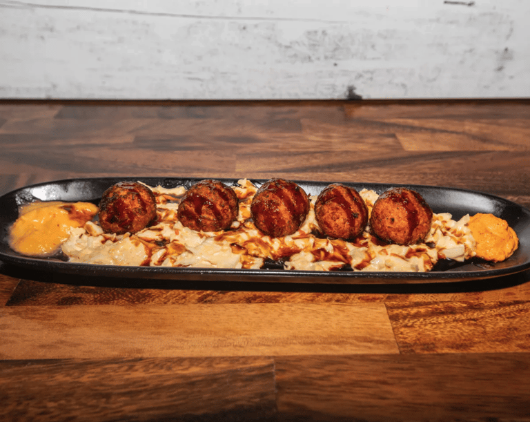 Baked Potato Delights: A Steakhouse Favorite