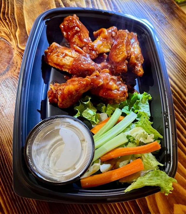 Wing It: BBQ, American, and Southern Favorites