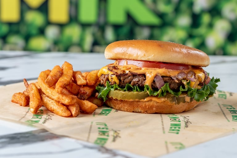 Bacon Cheeseburger: A Juicy Classic