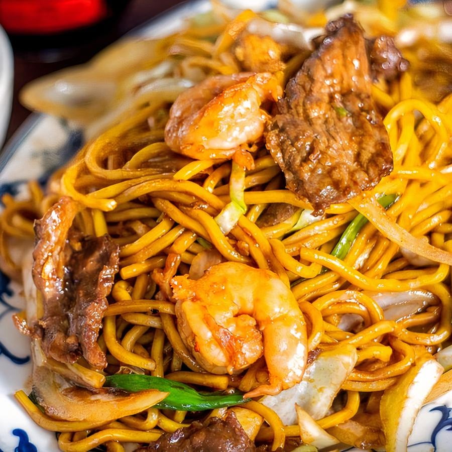 House Chow Mein (7-10)