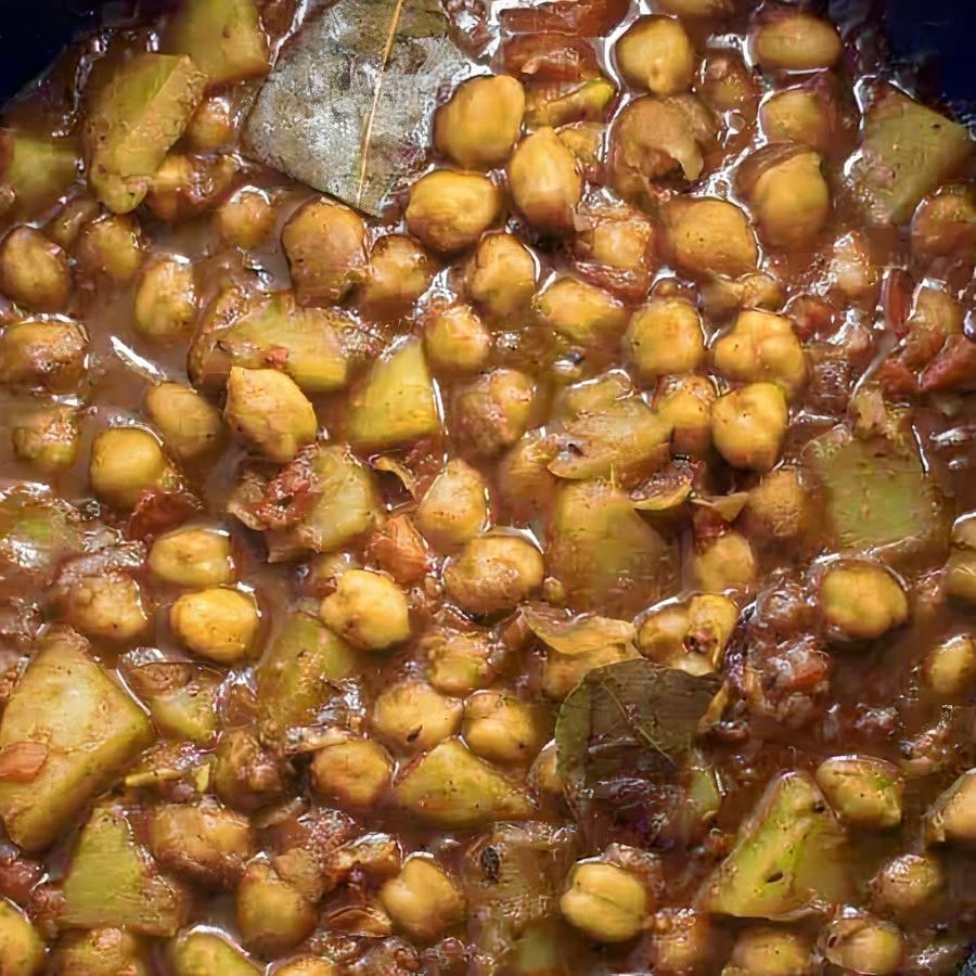 Aloo Chole (Potato Chana) (Vegan)