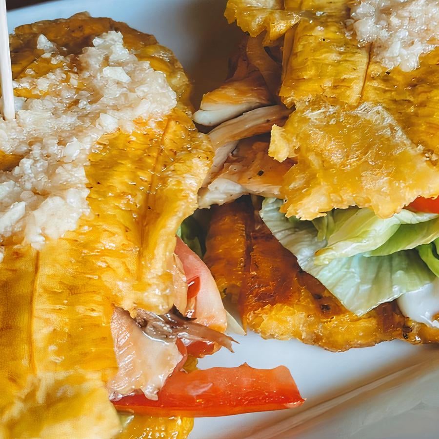 Jibarito de Pollo - Chicken Plantain Sandwich