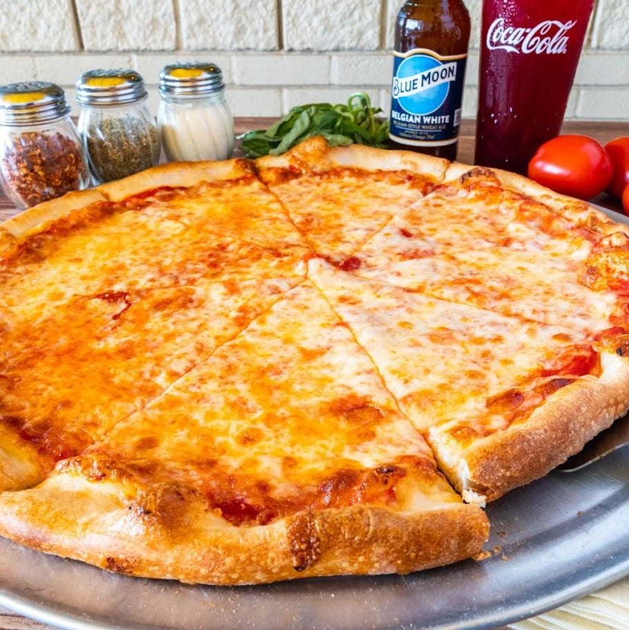 Small 12" Neopolitan Pizza.