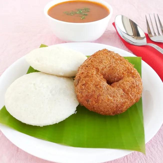 Idli (2) Vada (1) Combo.