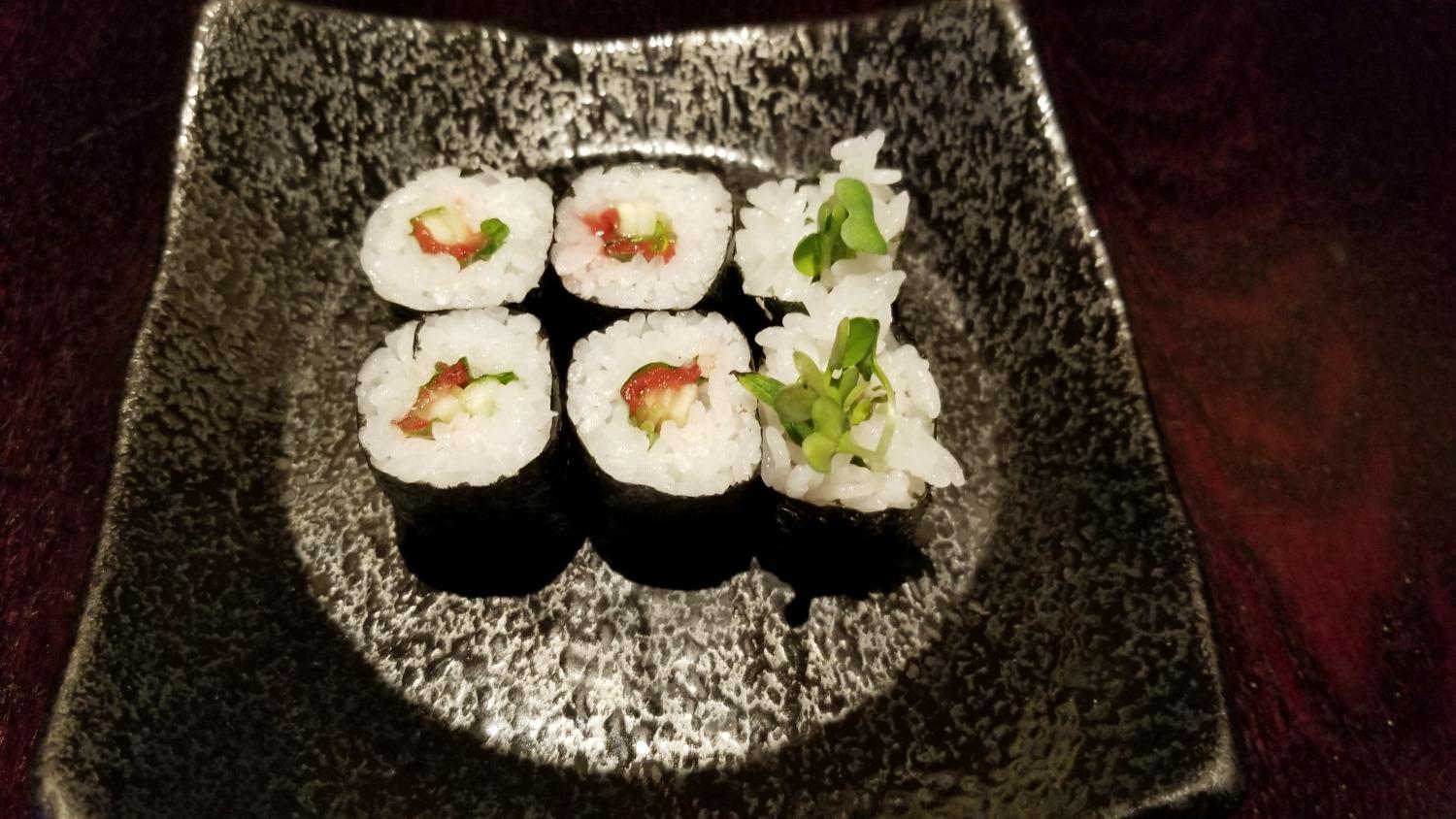 Plum Cut Roll/ Maki.