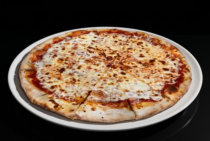 Large Cheese Pizza (Pizza Club).