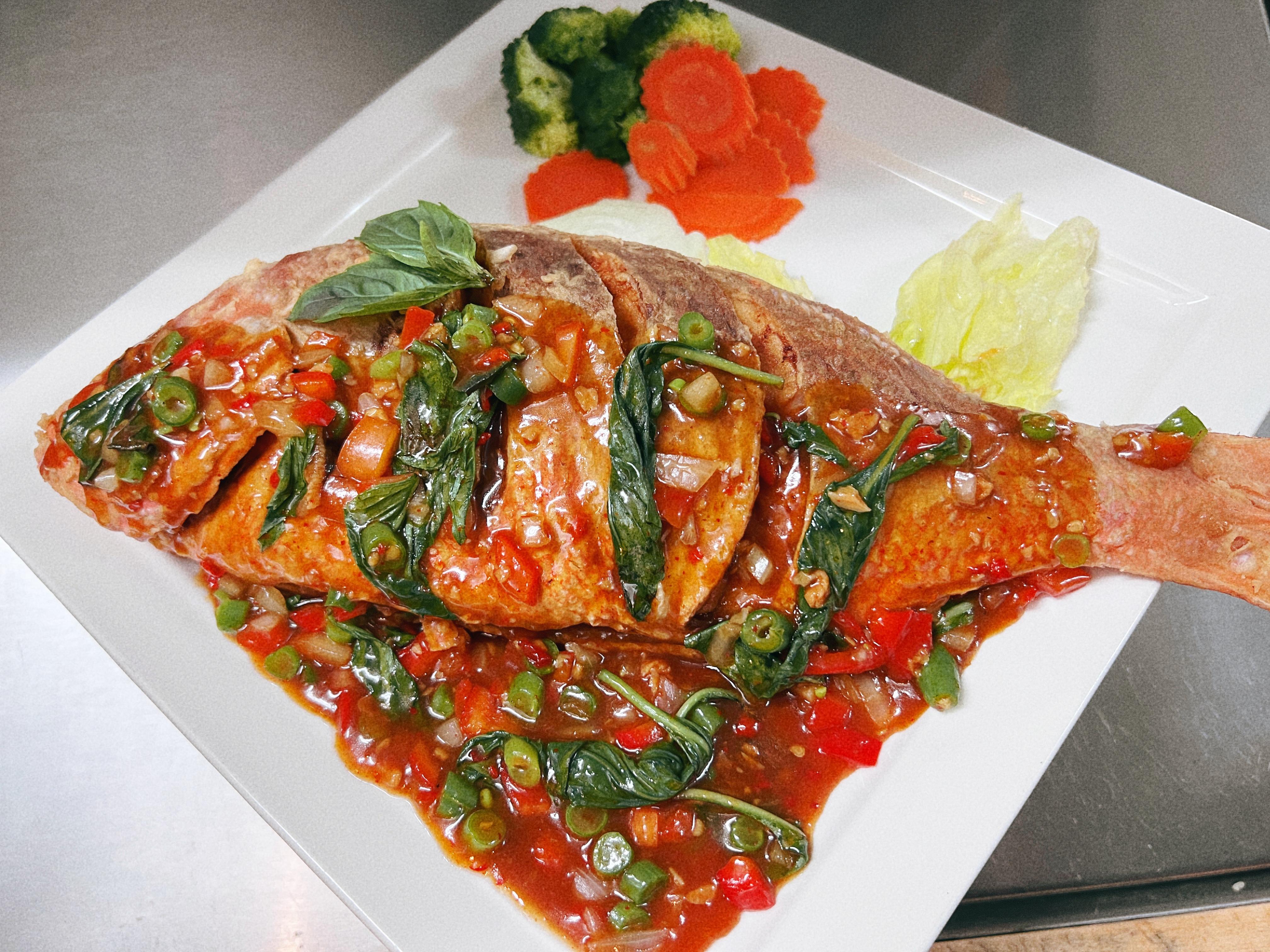 Crispy Basil Red Snapper 🌶.