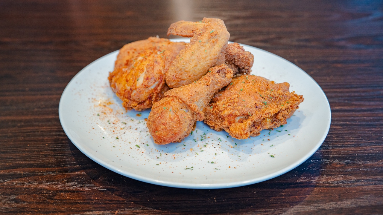 (4) FRIED CHICKEN.
