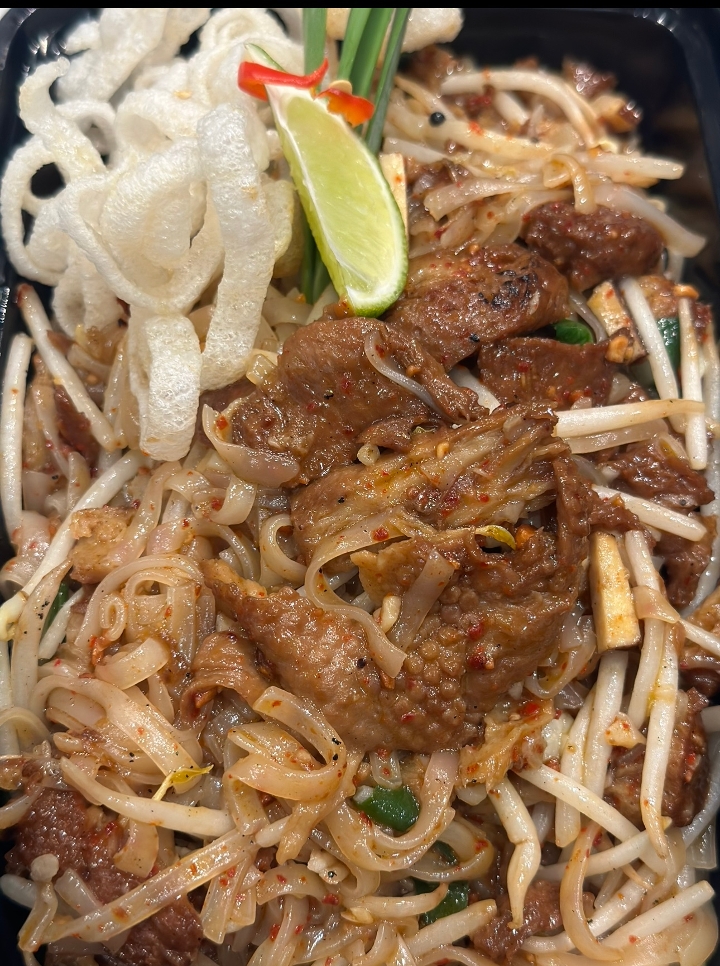 Pad thai vegan duck.
