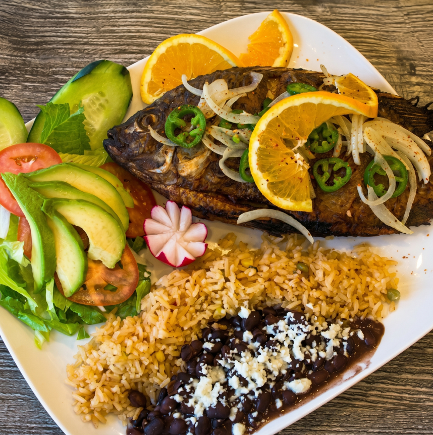 Mojarra frita.