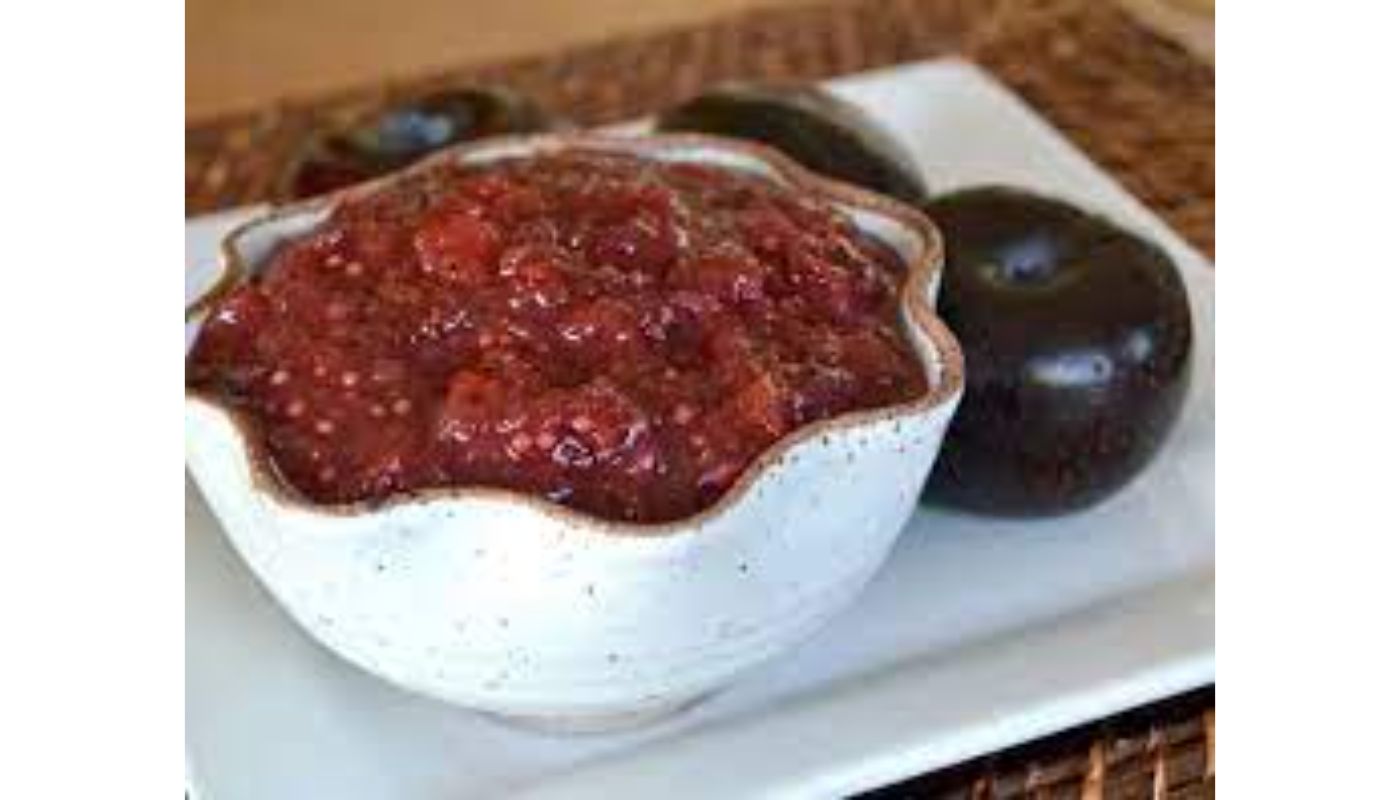 Plum Chutney (4 oz.).