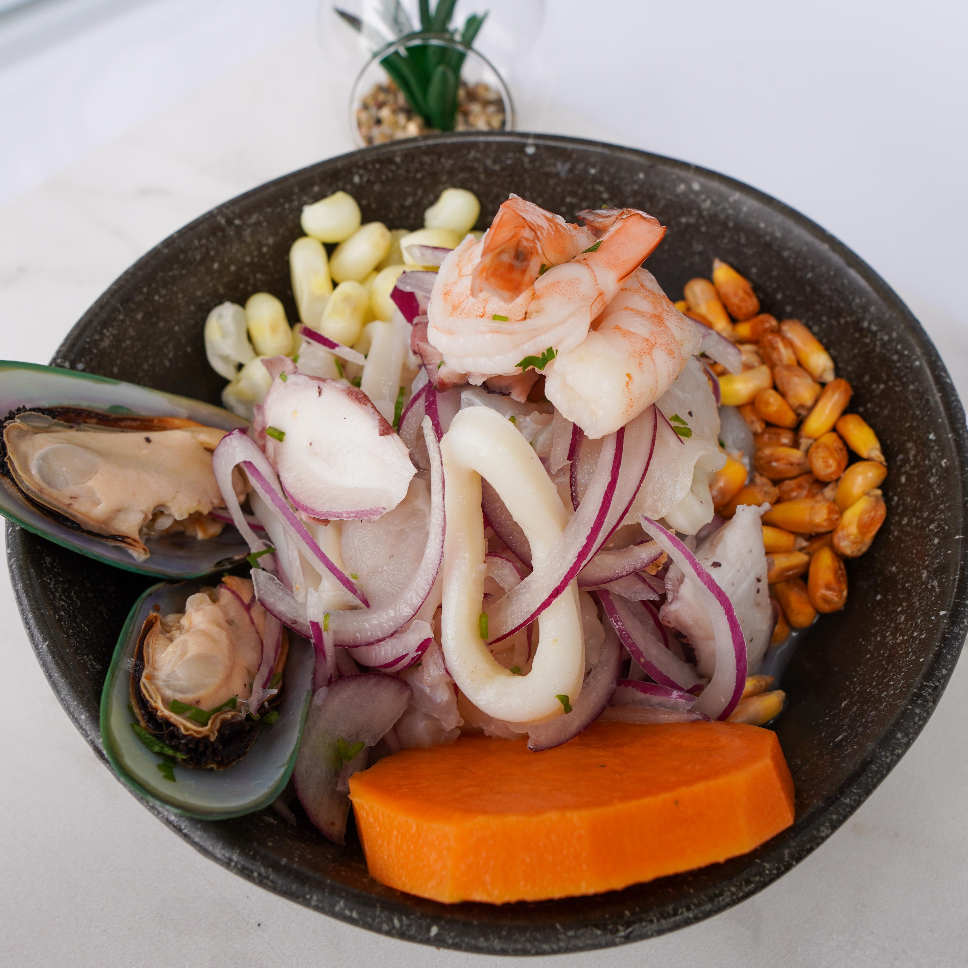 CEBICHE SEAFOOD.