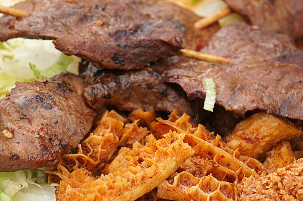 SHAKI SUYA                                                   (BEEF TRIPE).