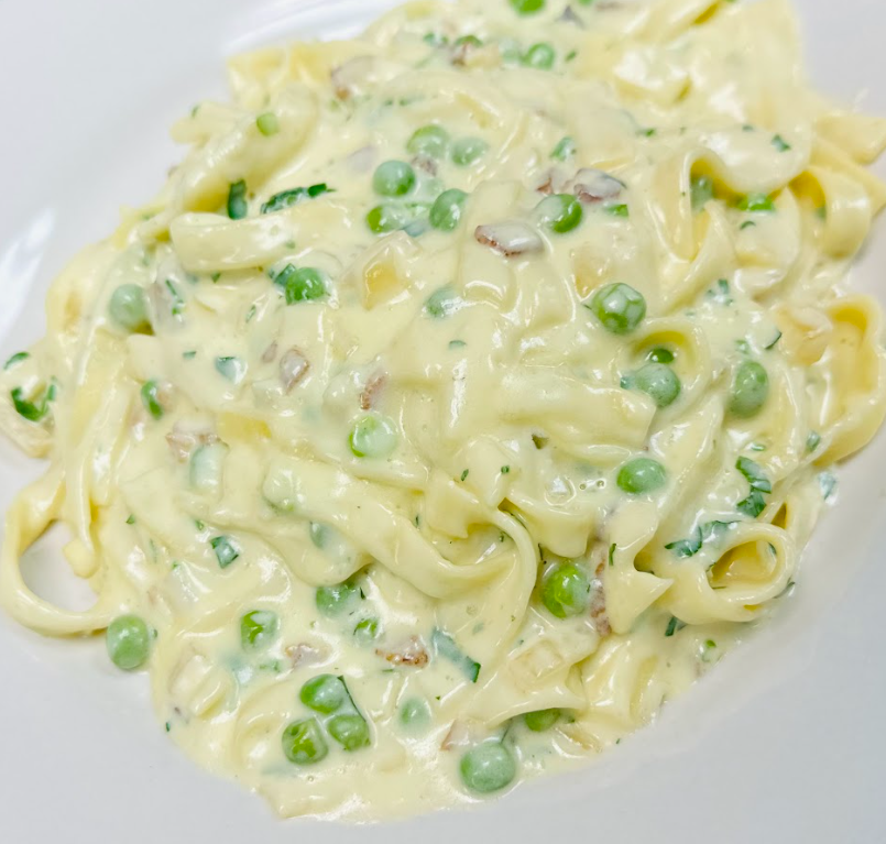 D-Fettuccine Carbonara.