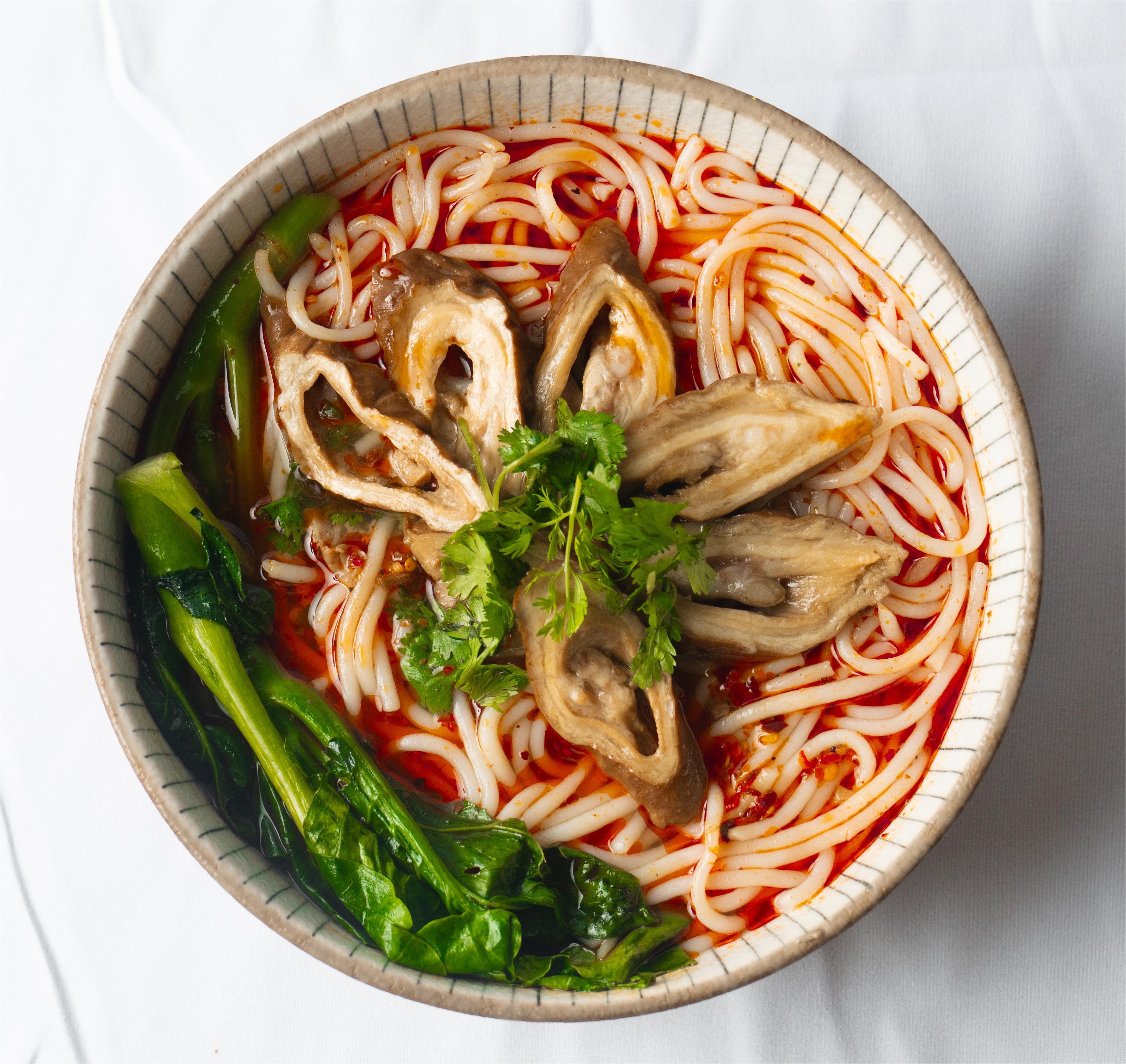 Pork Intestine Rice Noodle / 肥肠汤粉/面.