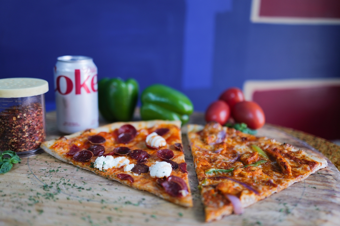 Combo 2 (2 Speciality Slices +Drink).