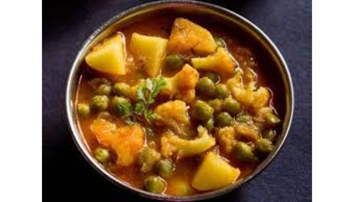 Gobi Mutter –Spiced Cauliflower & Peas Curry – Vegan, Gluten Free.