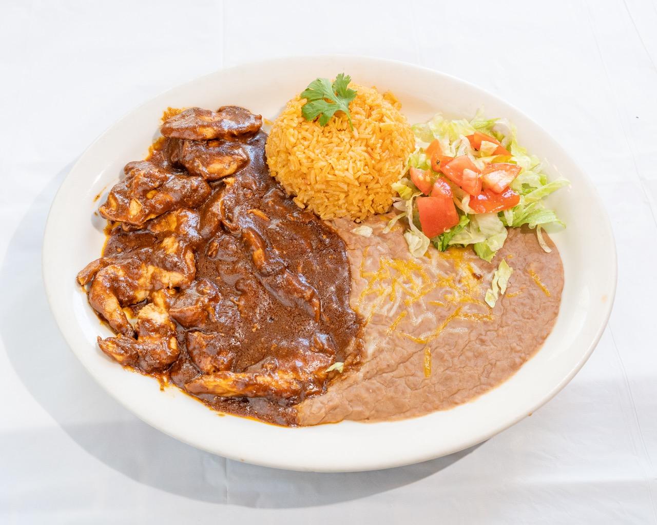 Pollo en Mole.