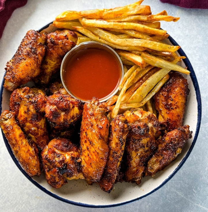 SWEET CHILI WINGS (10 PIECES).