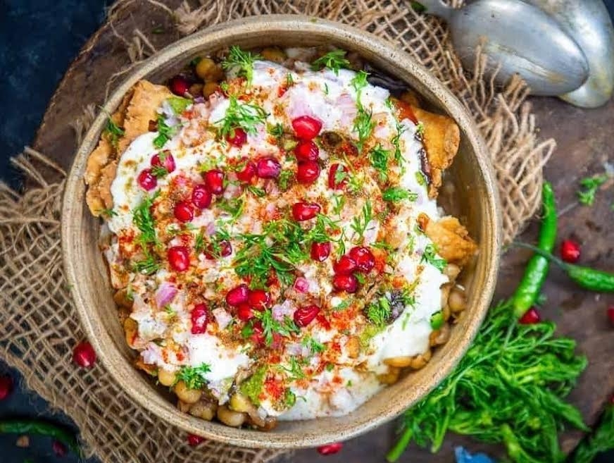 SAMOSA CHAAT.
