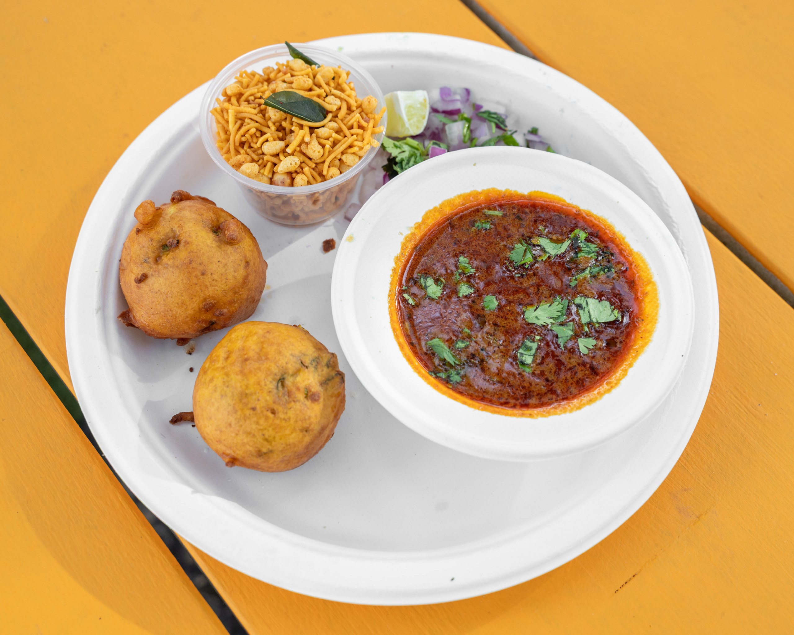 O - Misal Vada (2 Nos).