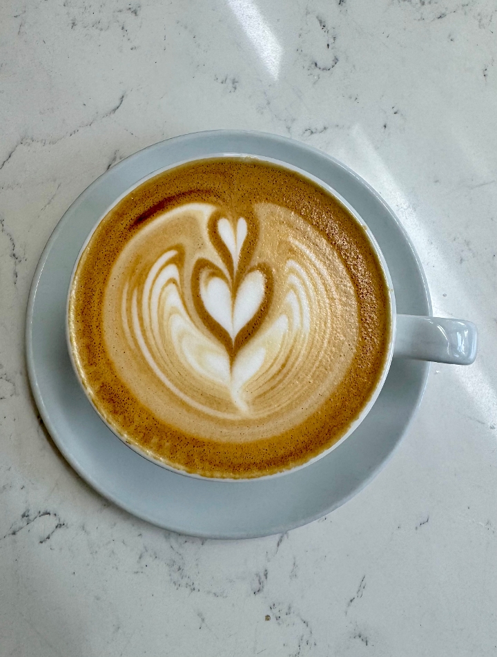 Cafe con Leche - Medium (12oz).