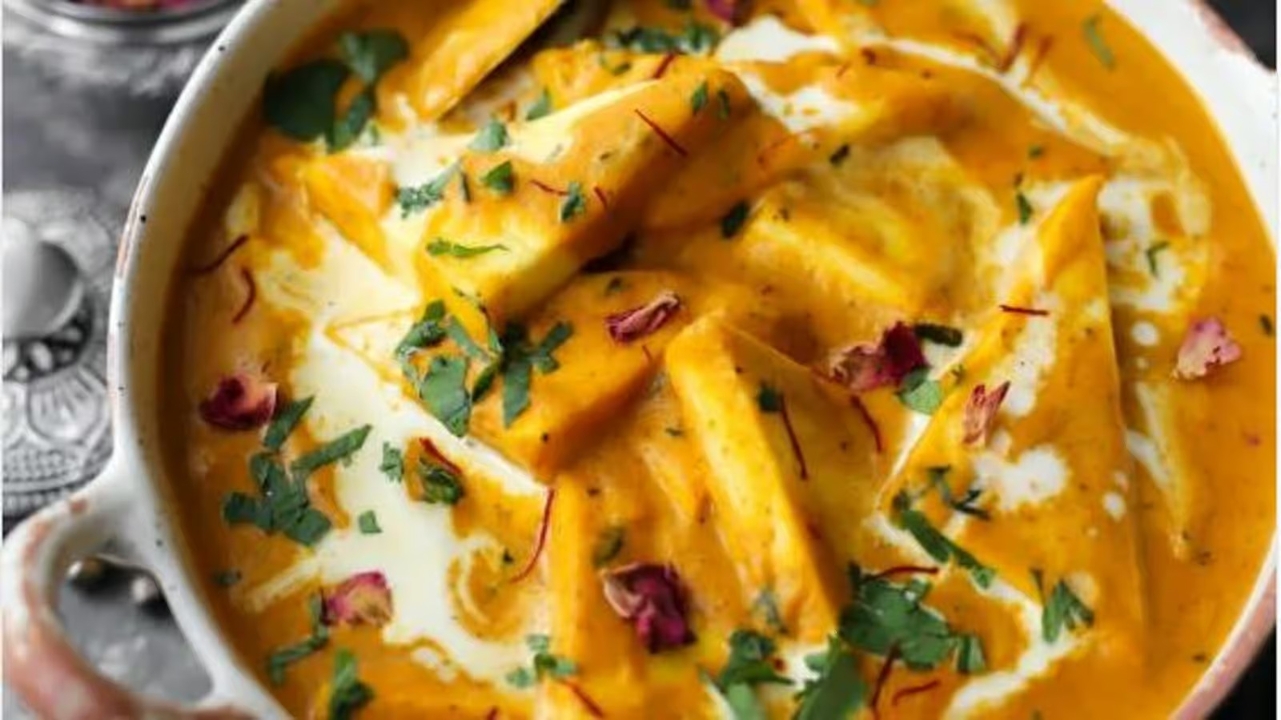 Shahi Paneer.