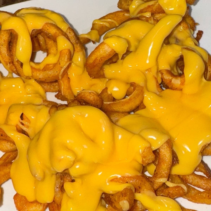 Curly cheese fries.