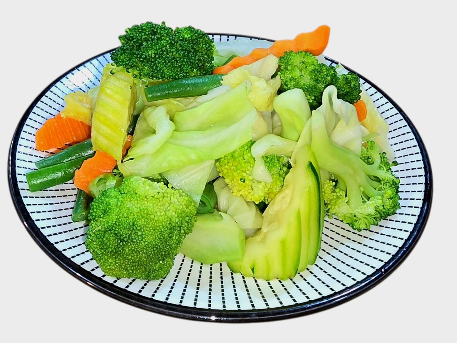 Steamed Vegetables ผักรวมลวก.