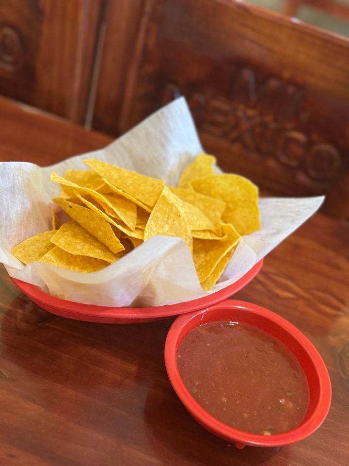 Chips & Salsa.