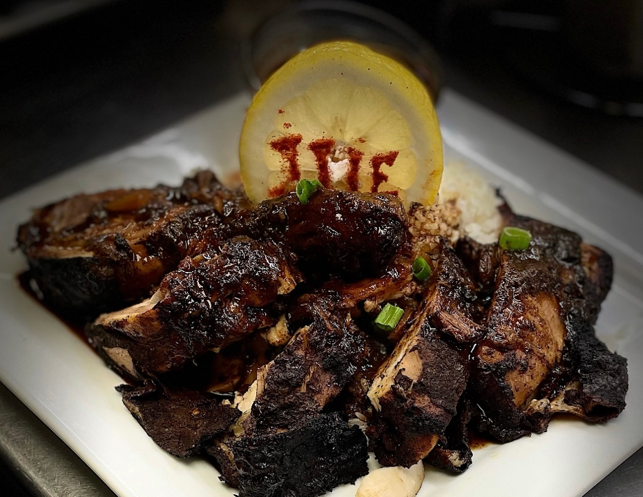 FAMILY BUNDLE JERK CHICKEN.