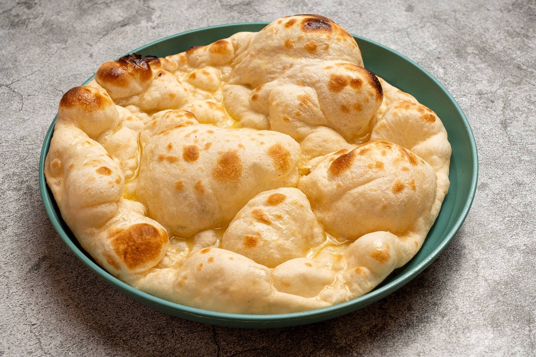 Butter Naan (1 Piece).