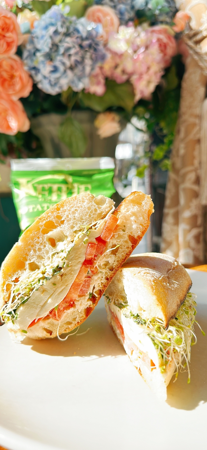Caprese Sandwich.