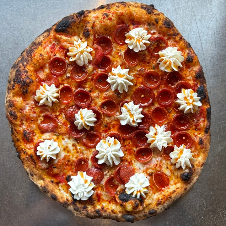 Kid Rock Pizza | Round.