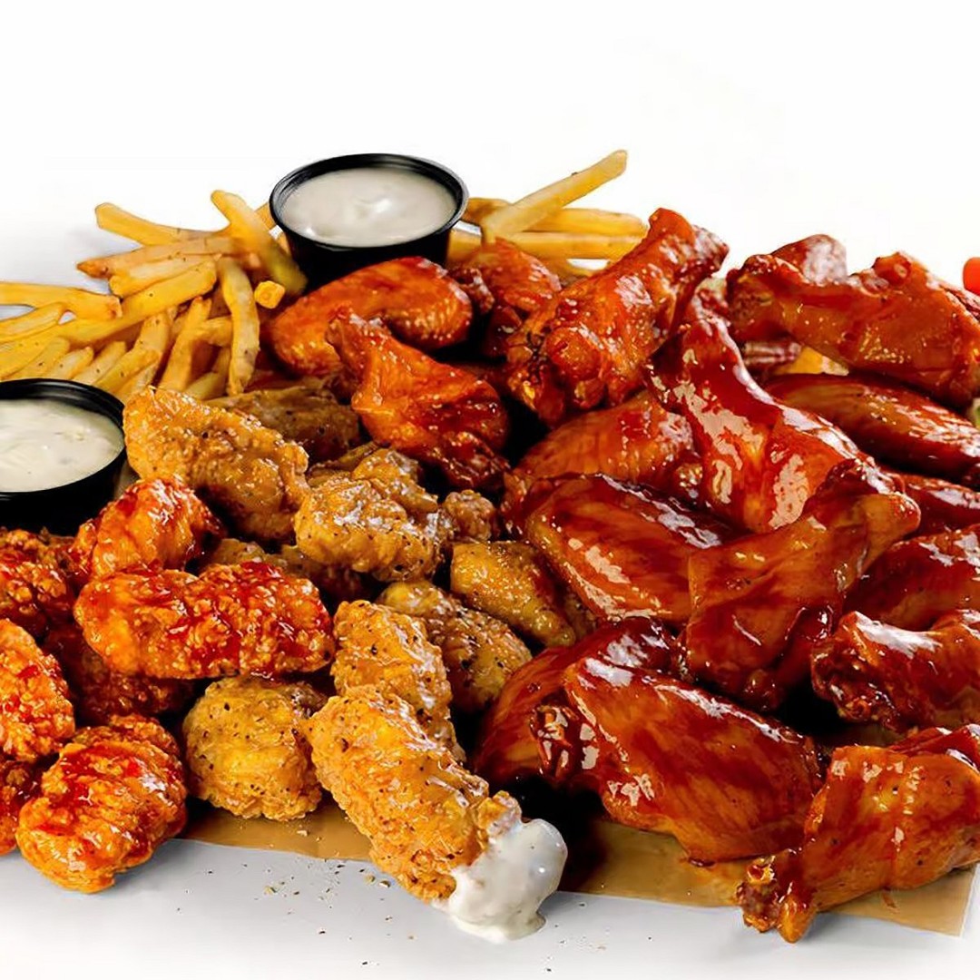 LARGE Chicken Wings BUNDLE (20 Traditional Wings + 20 Boneless Wings + Large French Fries).