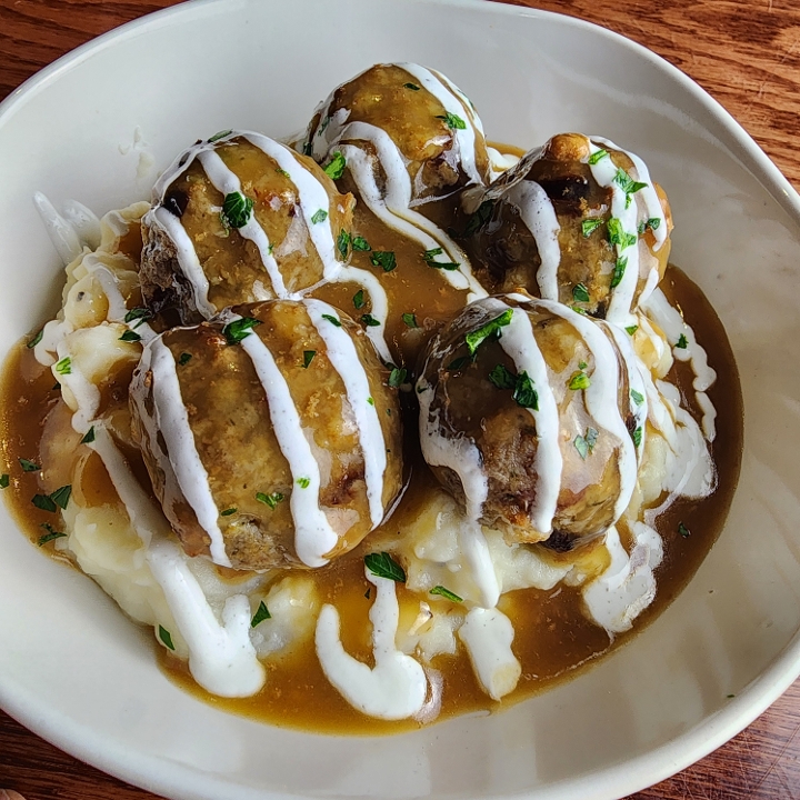 Pilgrim Balls (BOWL- 1 Base).