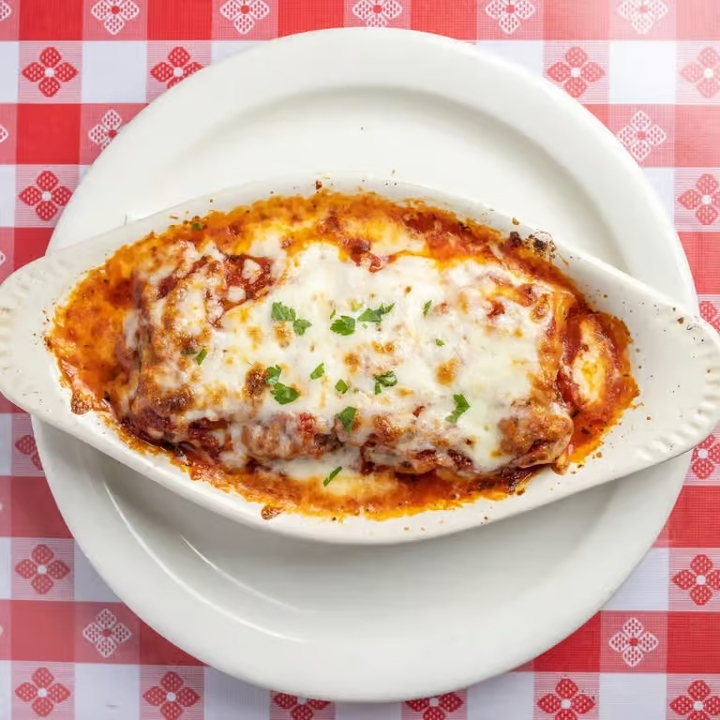 Cheese Lasagna Half Tray.