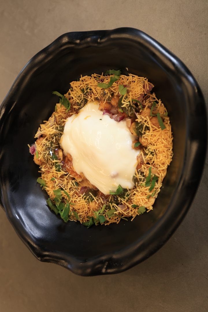 Karachi Papdi Chaat.