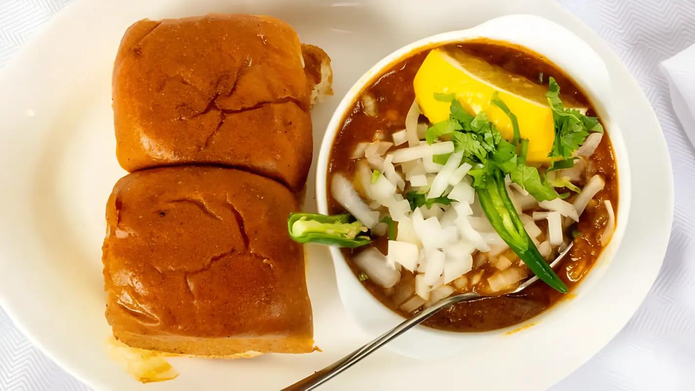 Amul Cheese Pav Bhaji.