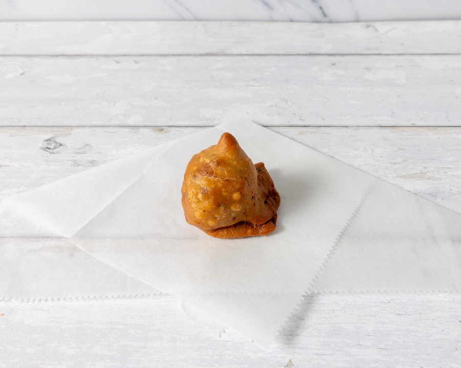 Vegetable Samosa.