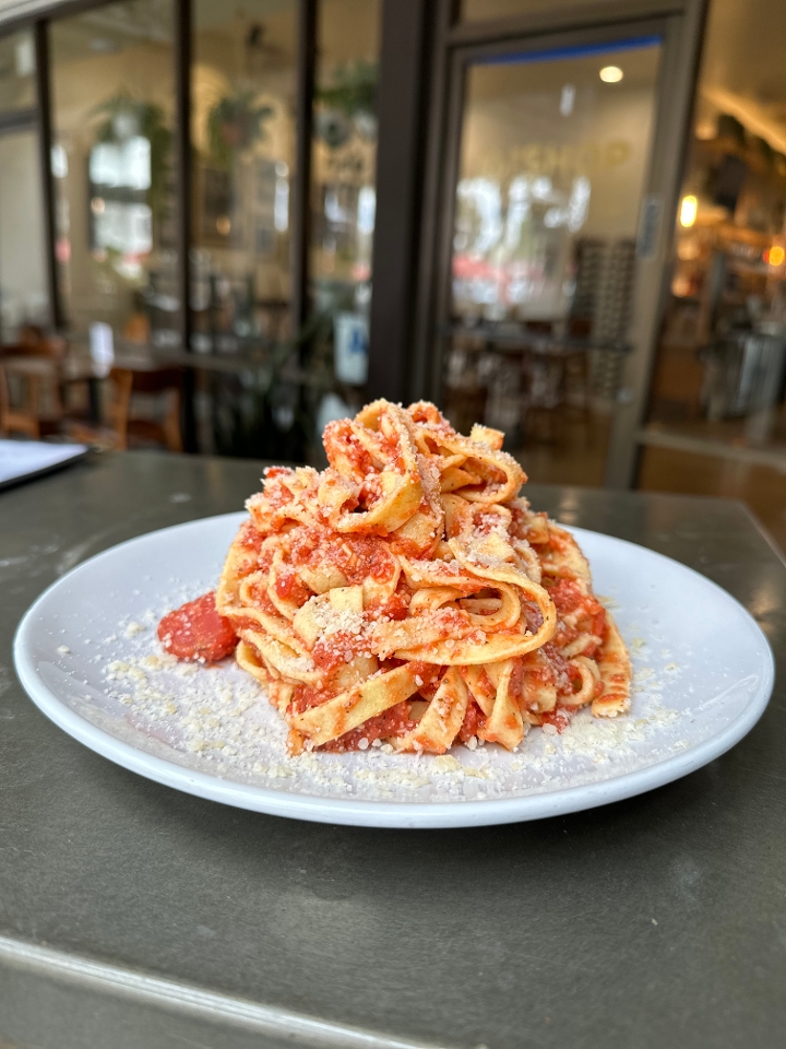 Classic pasta marinara.