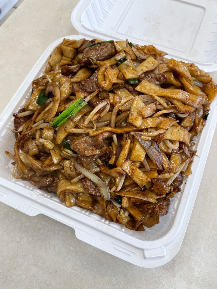 Dry Beef Chow Fun.