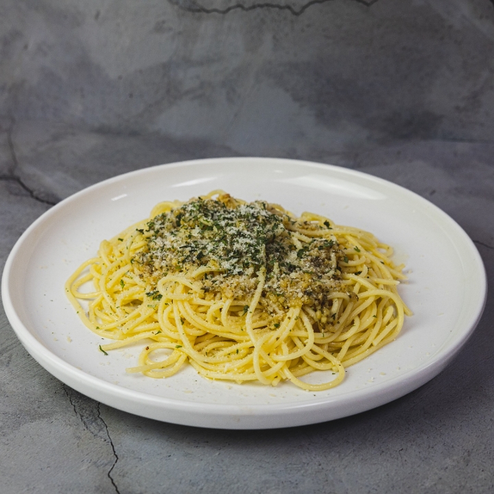 Spaghetti Pesto Sauce.
