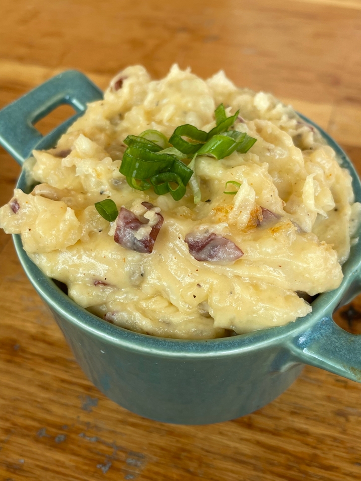 GARLIC MASHED POTATOES.