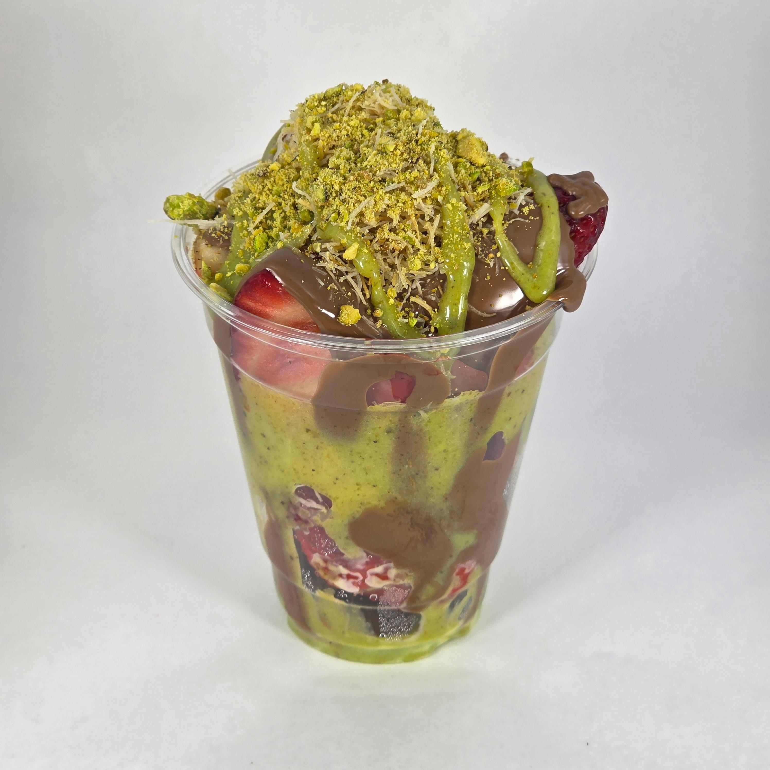 Dubai Style Strawberry Cup.