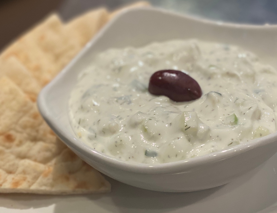 Mast-O-Khiar (Tzatziki).