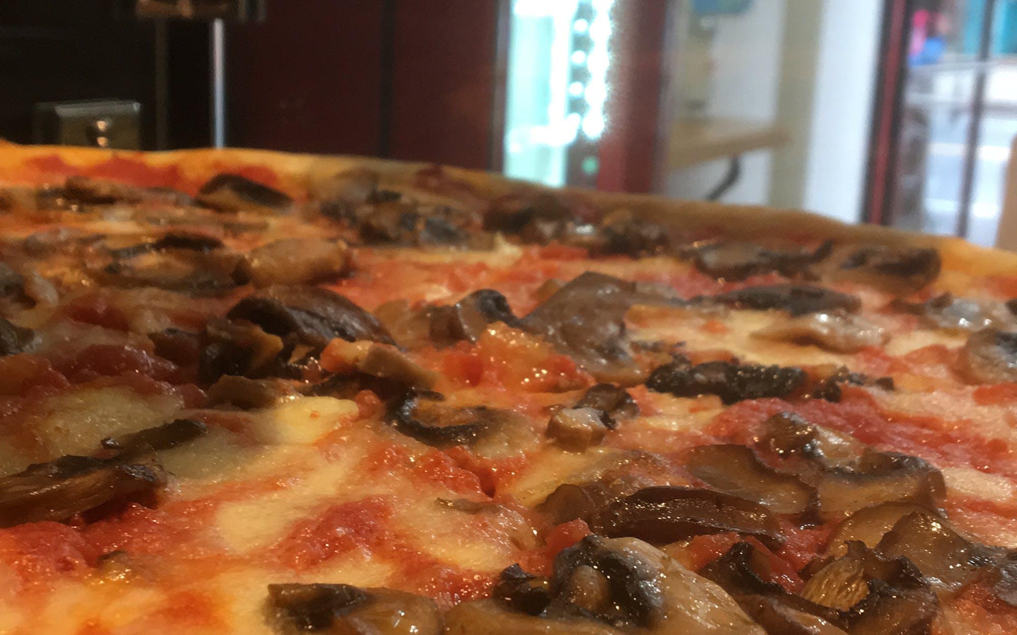 Funghi Pizza Rotonda 12”.