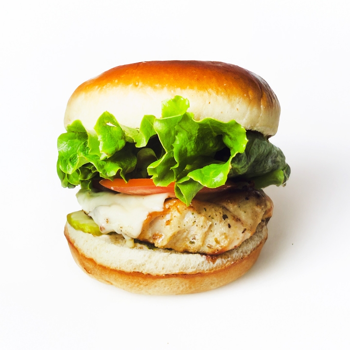 GRILLED CHICKEN SANDWICH.